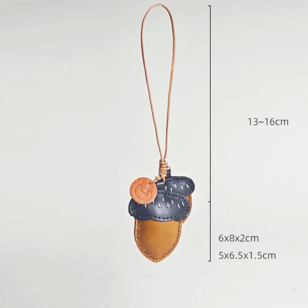 Handmade Leather Acorn Keychain – Autumn Nature Bag Charm